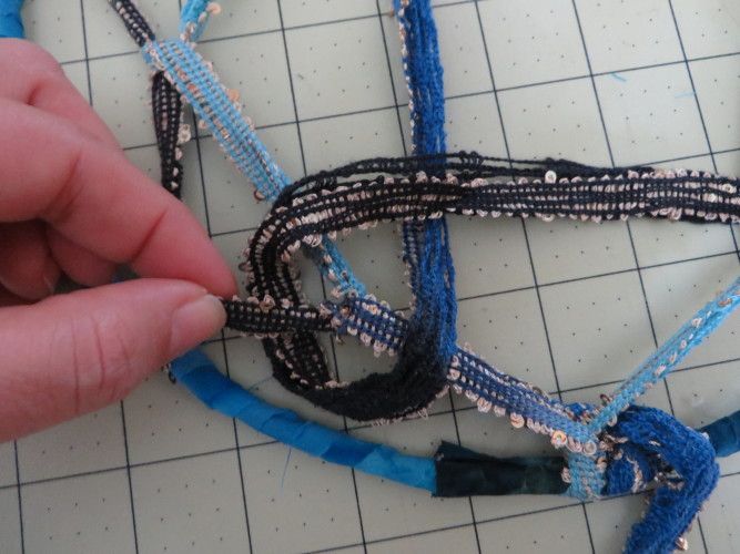 Sleep Tight Dreamcatcher Tutorial (19)